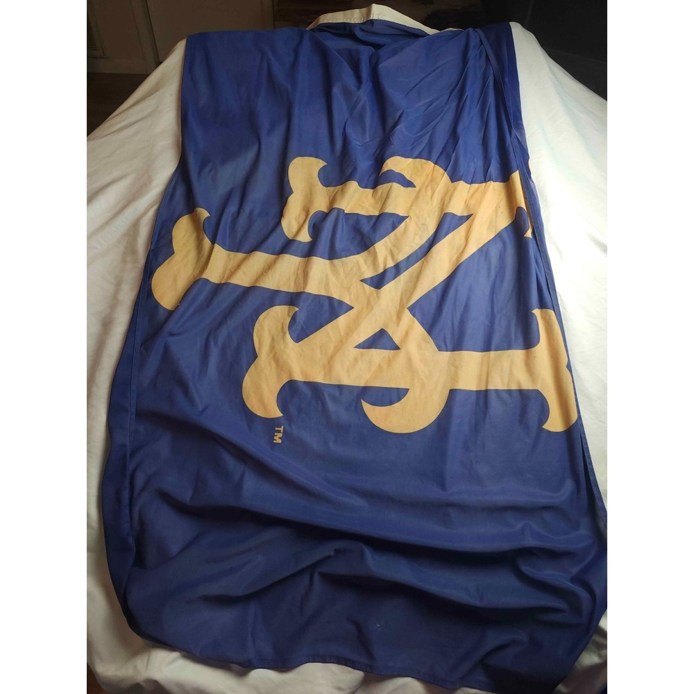 MLB New York Yankees Logo Print Flag With 2 Eyelets Blue Baseball Sports